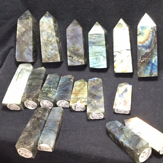 Labradorite point
