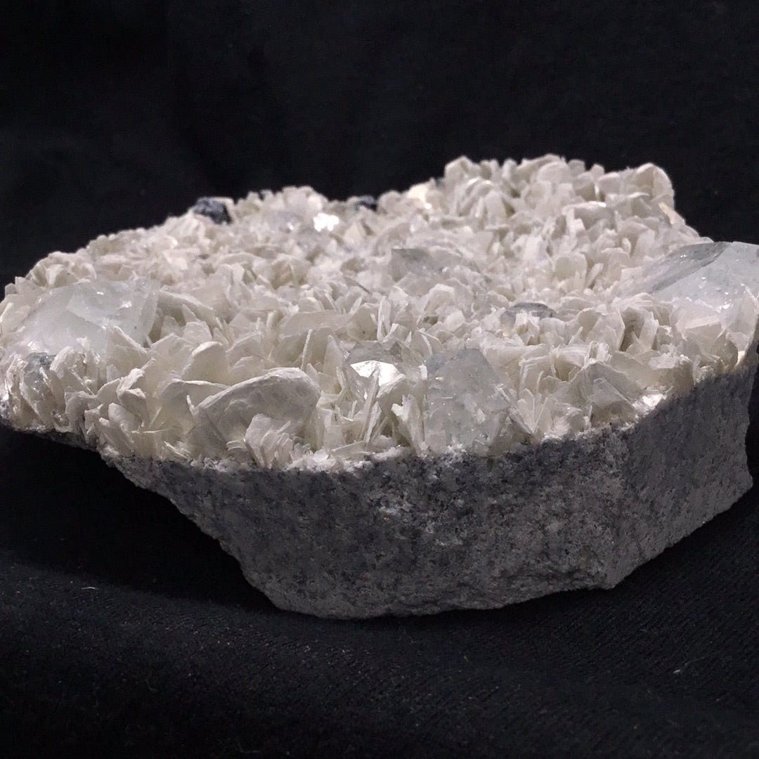 Aquamarine mica