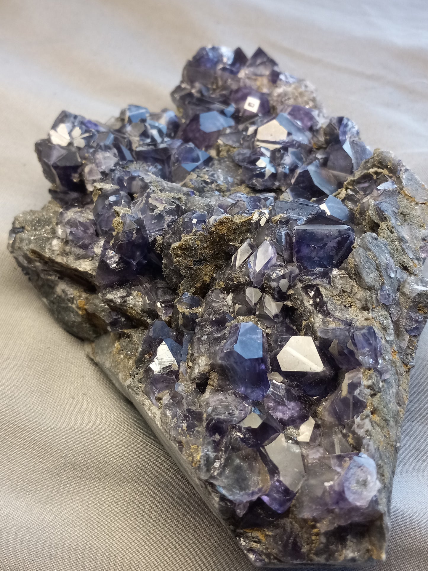 blue tanzanite fujian fluorite
