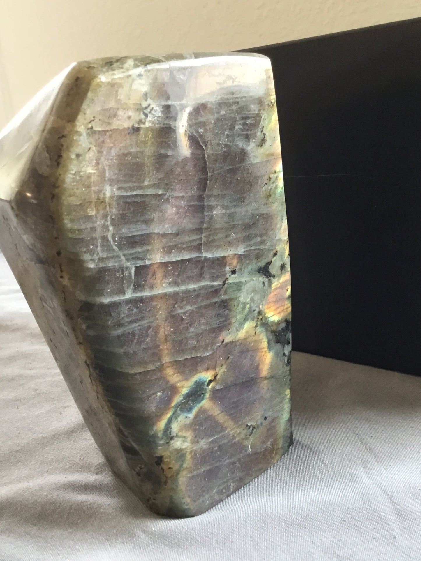 Labradorite free form