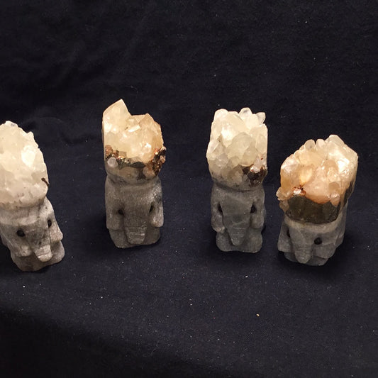 Quartz cluster elephant