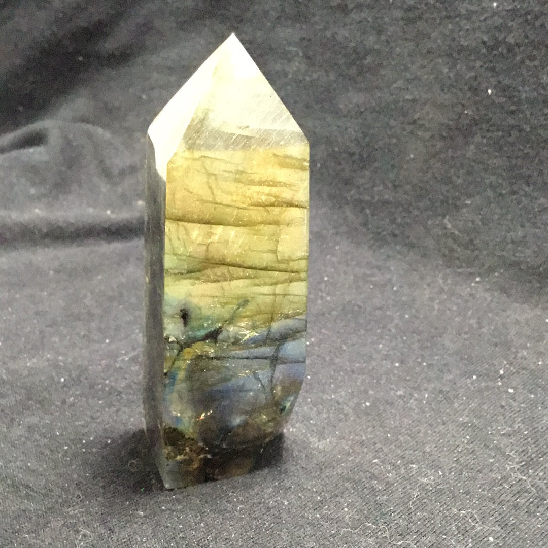 Labradorite point