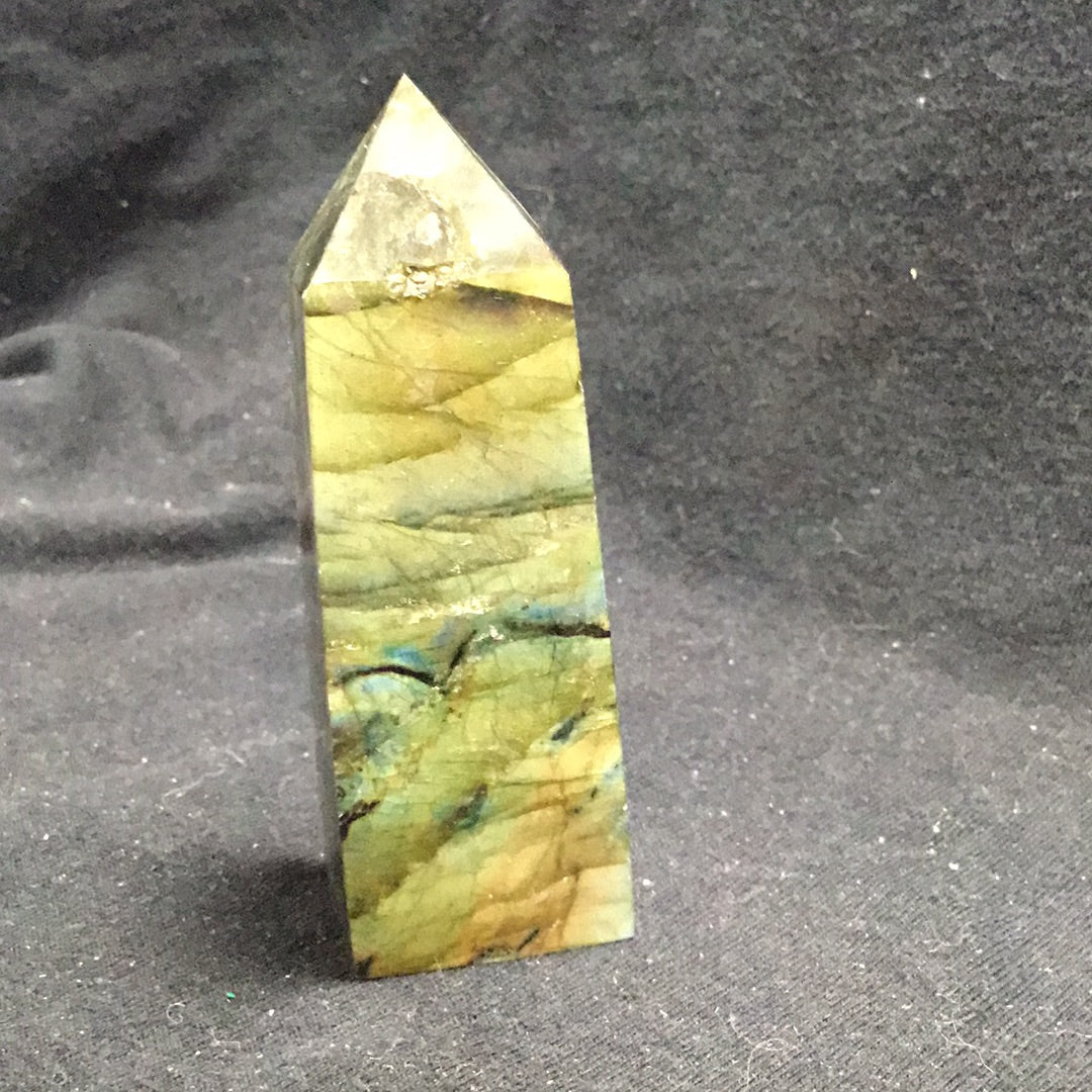 Labradorite point