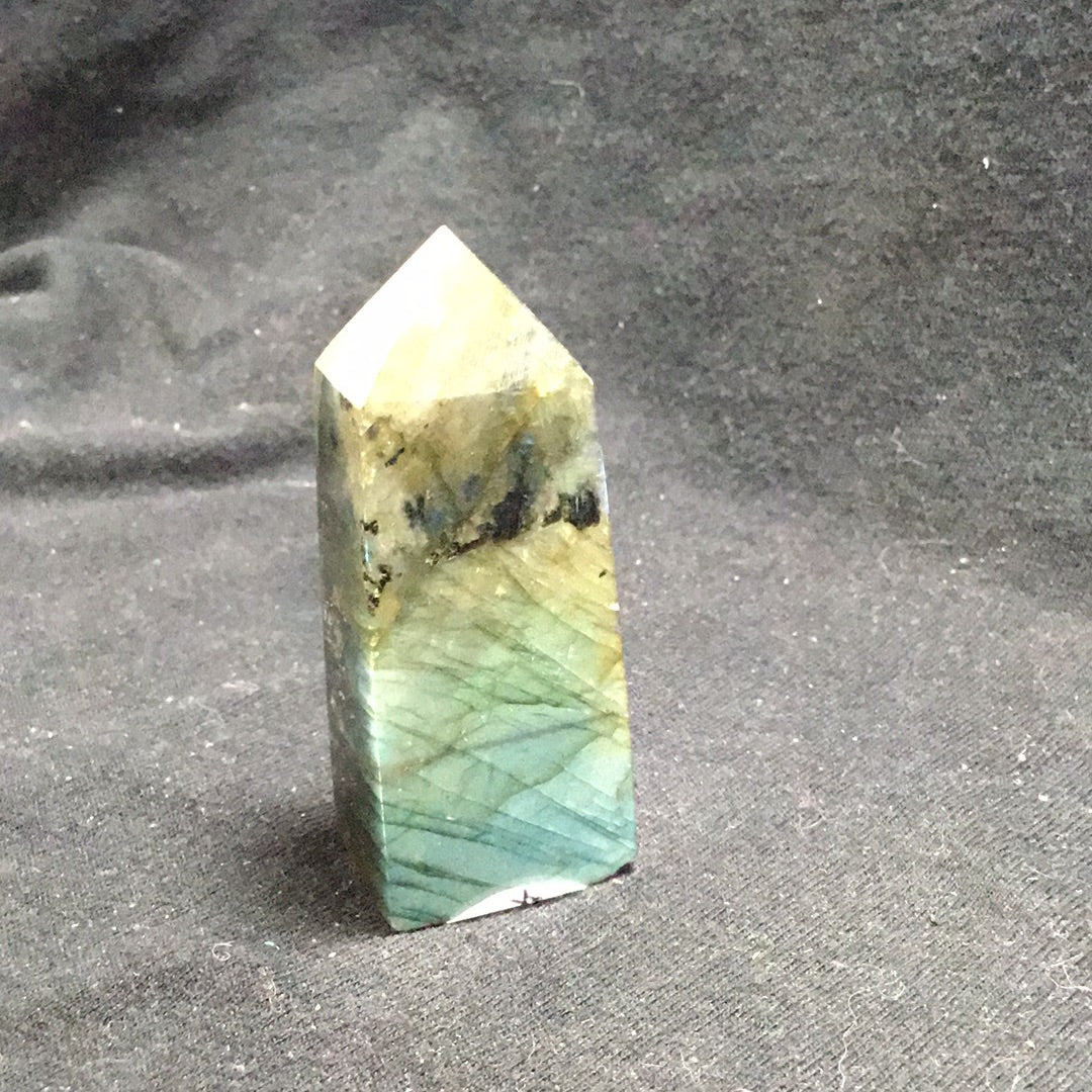 Labradorite point