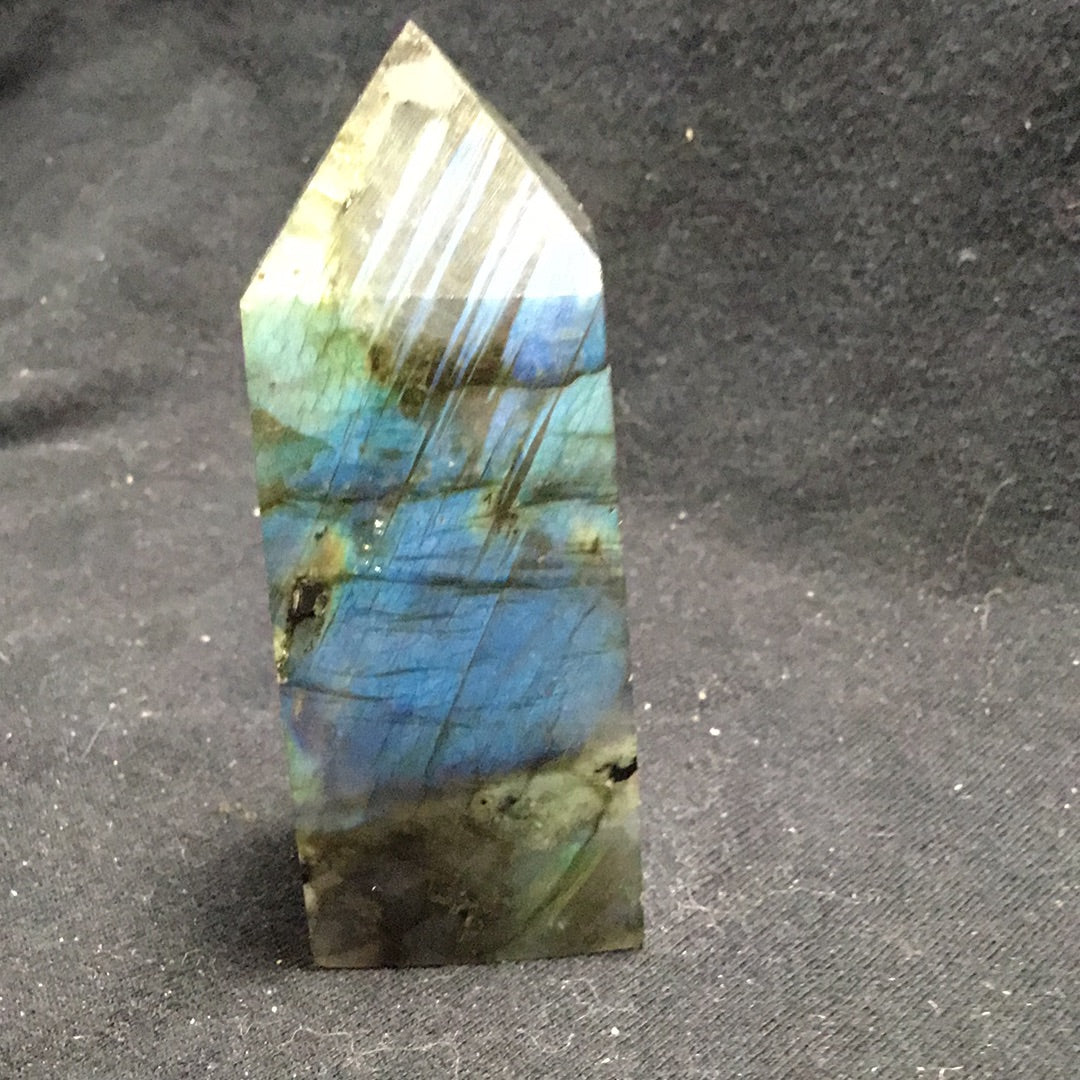 Labradorite point