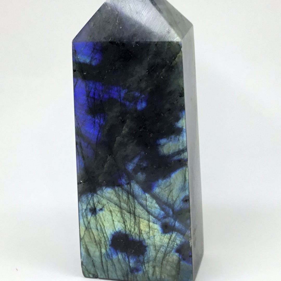 Labradorite point