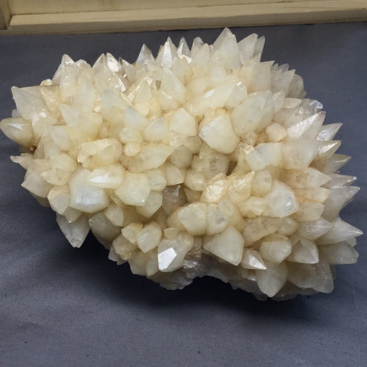 Dogtooth calcite